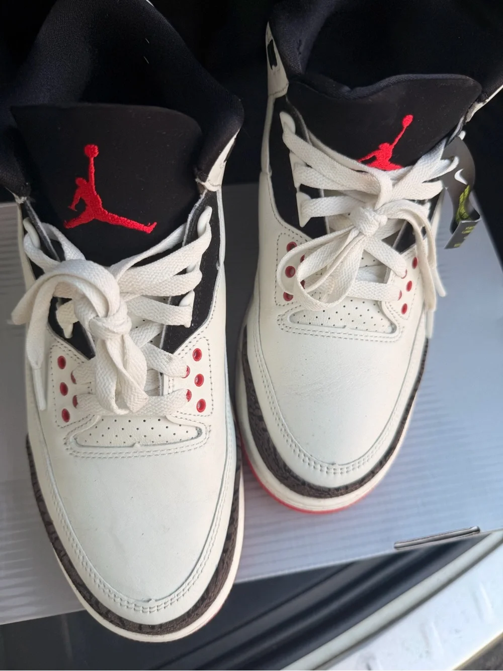 Jordan 3 Men’s White, Black and Red Retro Basketball Sneakers